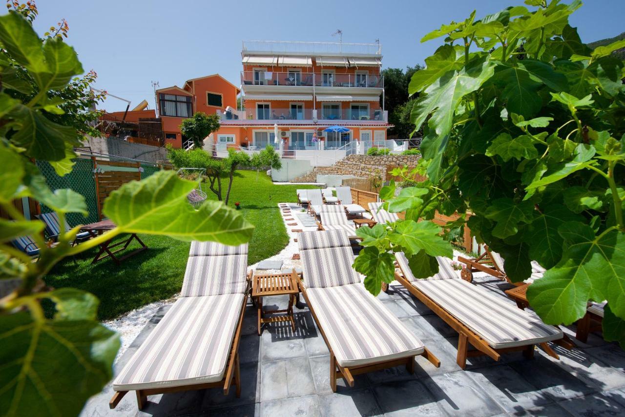 Napoleon On The Beach Paleokastritsa Exterior foto